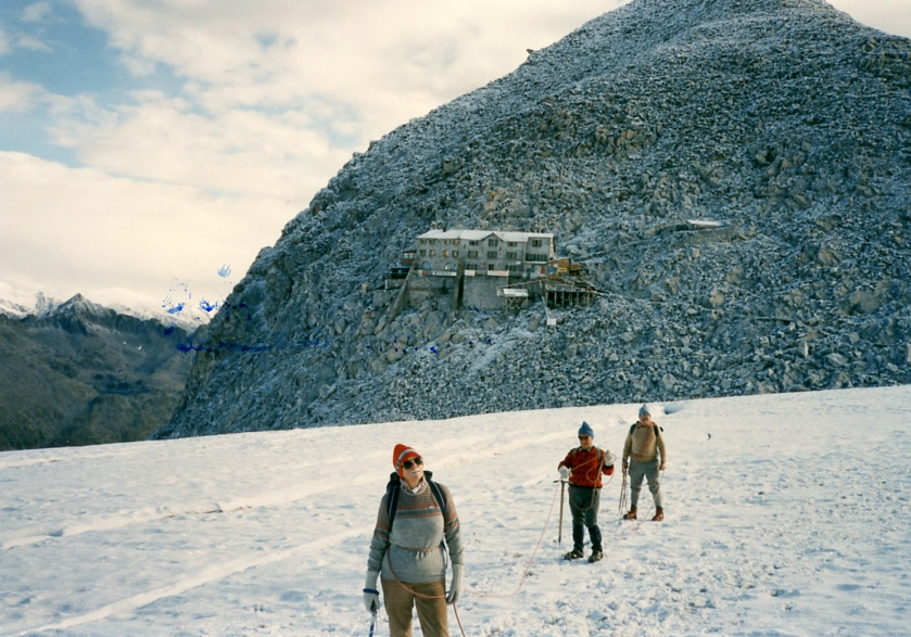 Rifugio ai Caduti dell'Adamello